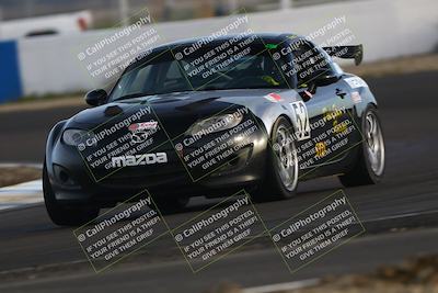 media/Mar-16-2025-CalClub SCCA (Sun) [[e72803ec8c]]/Group 2/Qualifying (Turn 1)/